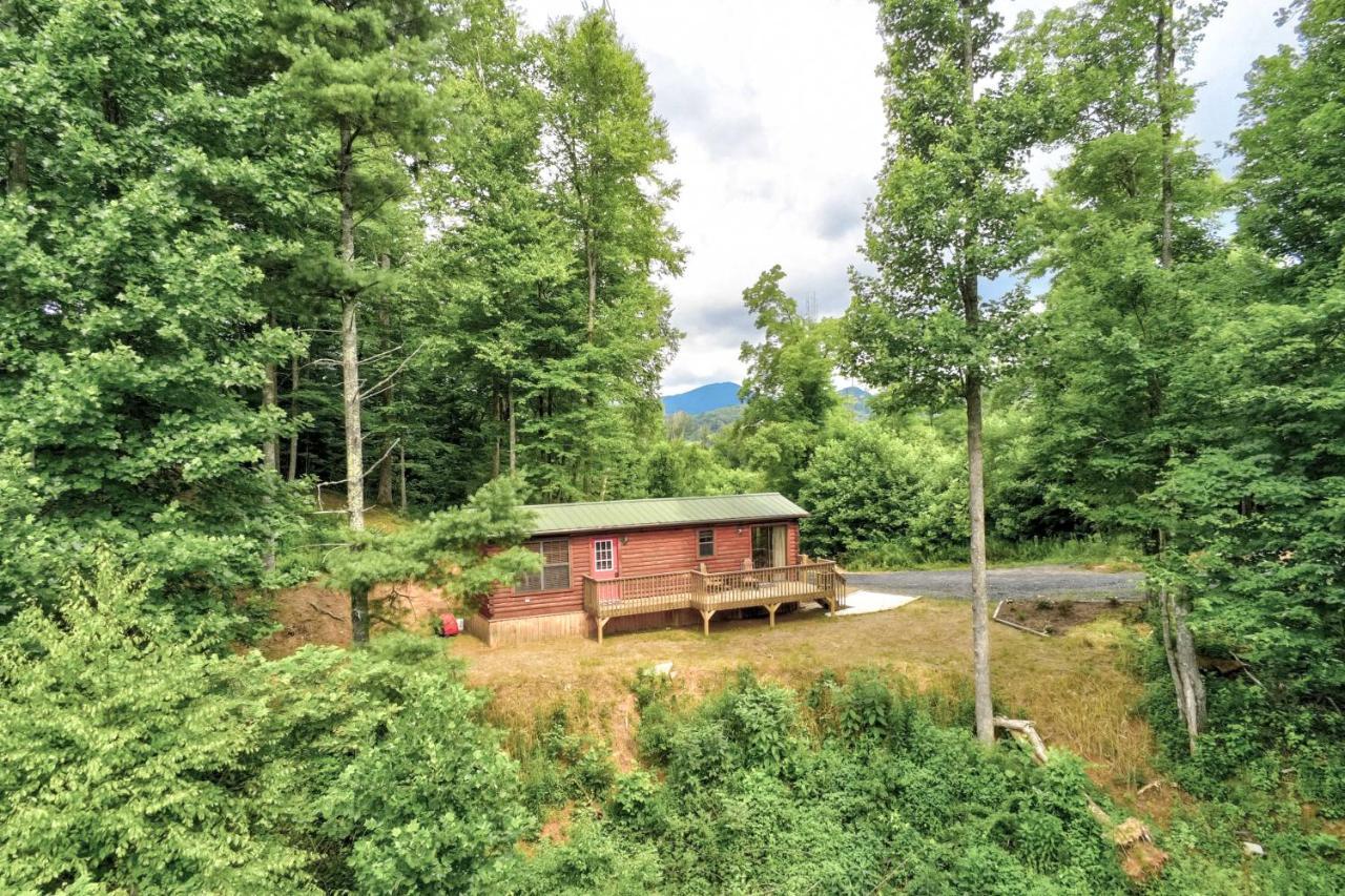 Quaint Log Cabin With Views Near West Jefferson Warrensville Экстерьер фото